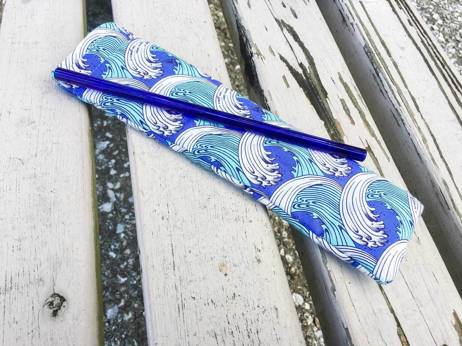 blue glass straw and storage pouch