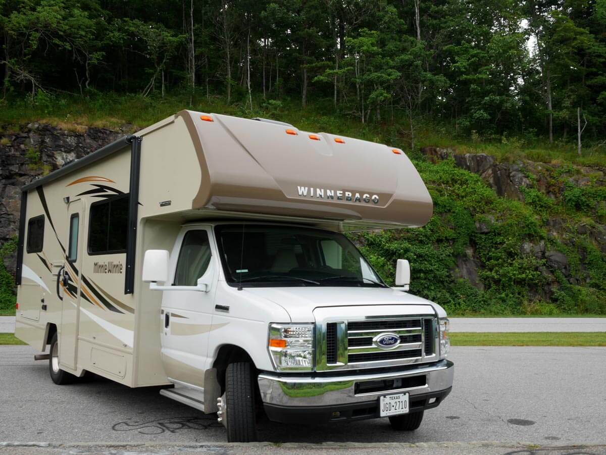 minnie winnie winnebago motorhome parked on blue ridge parkway